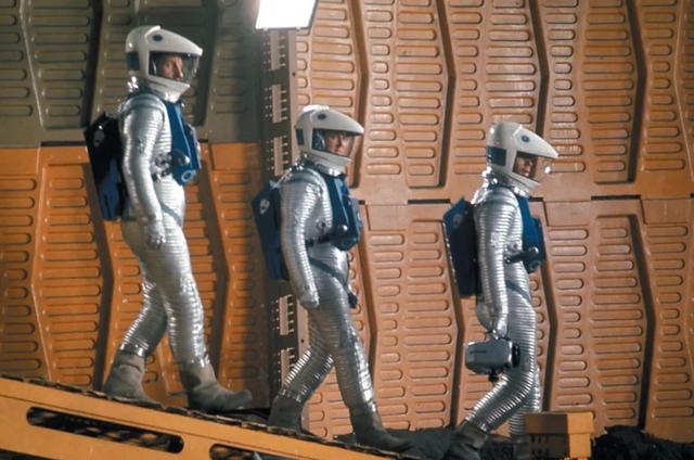 穿越时空探索未来 十部顶级神级科幻电影好莱坞