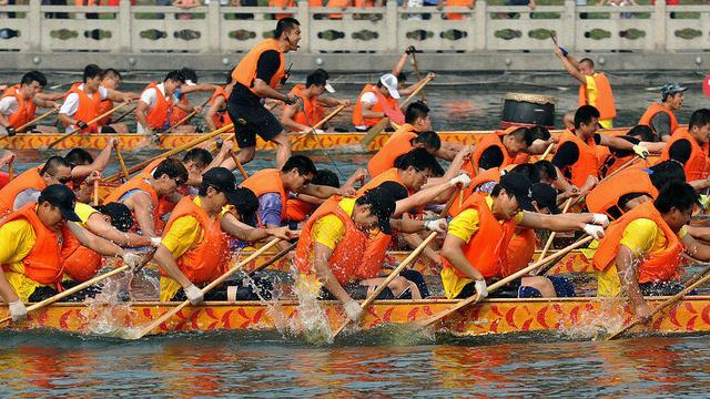 台山三月三的传统-闹龙船与拜水灵