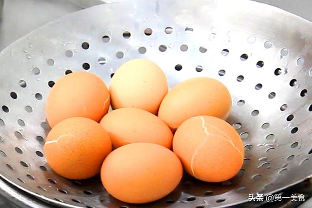鸡蛋煮几分钟能熟：完整的煮蛋时间指南(1)