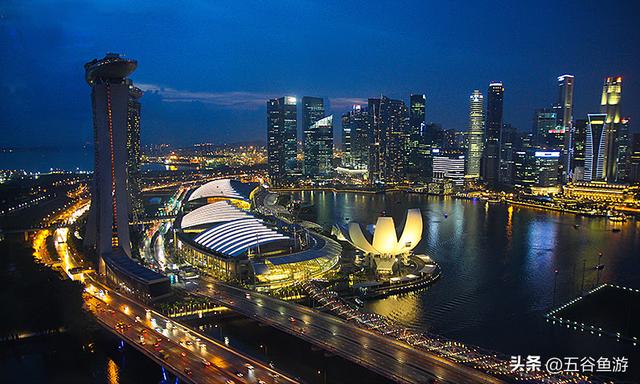 新加坡主要特色美食：探寻美食天堂